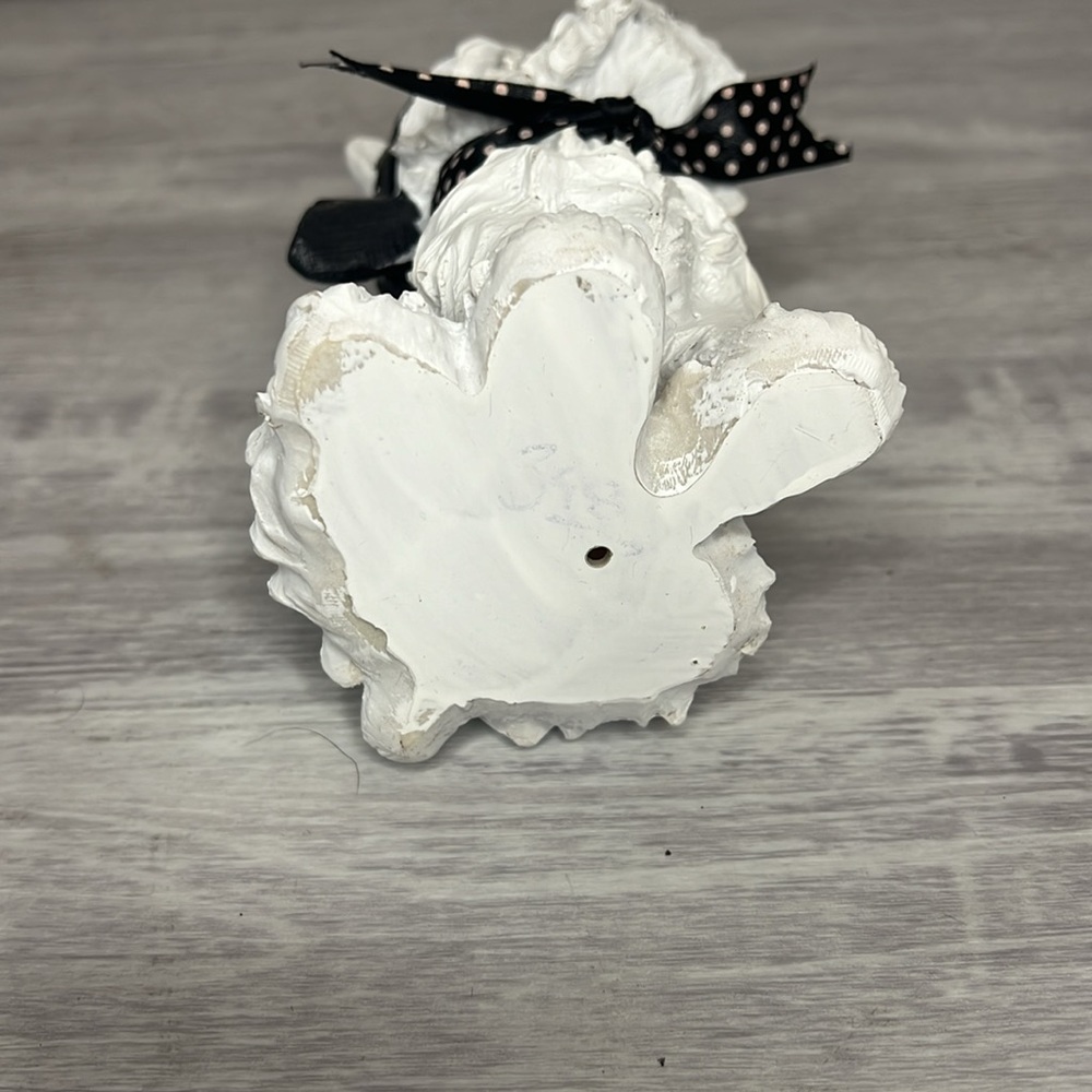 Vintage white pirate dog figurine with eye patch and skull hat - Picture 6 of 6